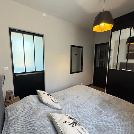 Capitainerie - Vue Exceptionnelle Sur Le -2 Mn A Pied De La - 2 1er Et 2eme Etage 8 P 2 Cuisines 2 Salle D'eau 2 2 Wc Separe - Centre - Parking Gratuit A Proximite Proche Bayeux Et Omaha بورت-أون-بيسين-هوباين