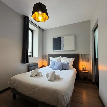 Capitainerie - Vue Exceptionnelle Sur Le -2 Mn A Pied De La - 2 1er Et 2eme Etage 8 P 2 Cuisines 2 Salle D'eau 2 2 Wc Separe - Centre - Parking Gratuit A Proximite Proche Bayeux Et Omaha *