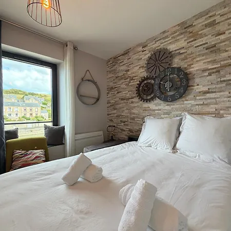 Capitainerie - Vue Exceptionnelle Sur Le - Proche Dday- Centre - Proche Bayeux * Port-en-Bessin-Huppain