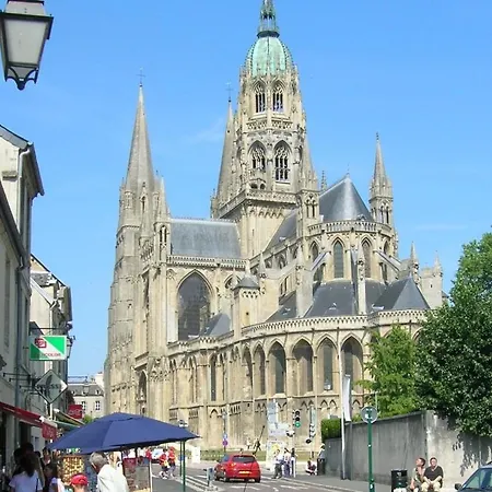 Appartement Capitainerie - Vue Exceptionnelle Sur Le - Proche Dday- Centre - Proche Bayeux